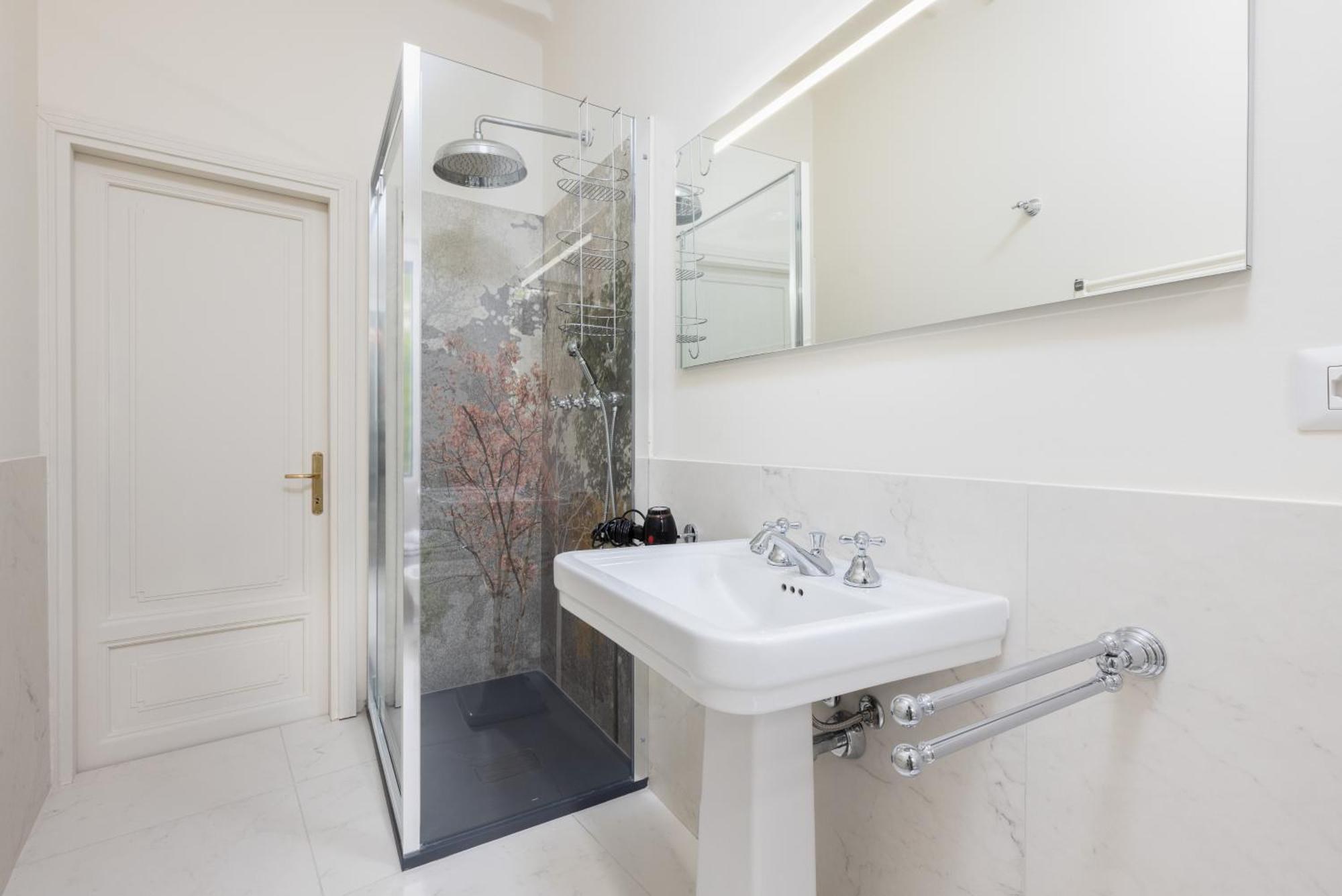 Living Uniqc Apartment - Duomo Μιλάνο Εξωτερικό φωτογραφία