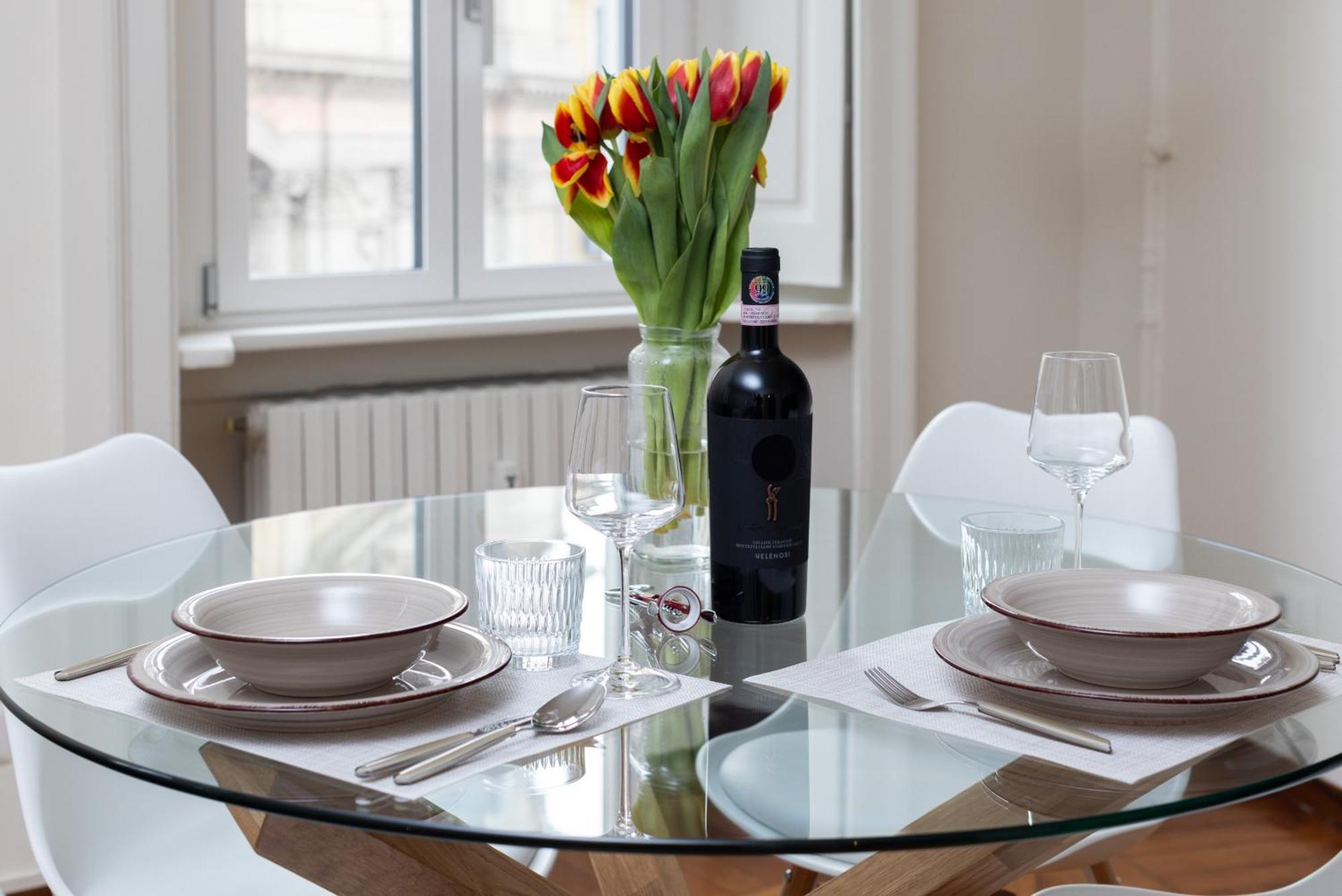 Living Uniqc Apartment - Duomo Μιλάνο Εξωτερικό φωτογραφία